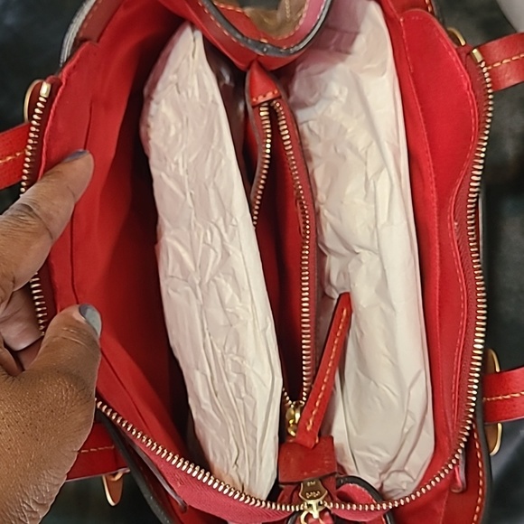 Dooney & Bourke shoulder bag - Picture 7 of 9